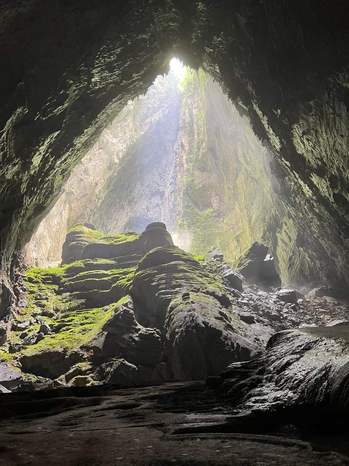 Vẻ đẹp tuyệt mỹ của Hang Sơn Đoòng, hang động lớn nhất thế giới 3