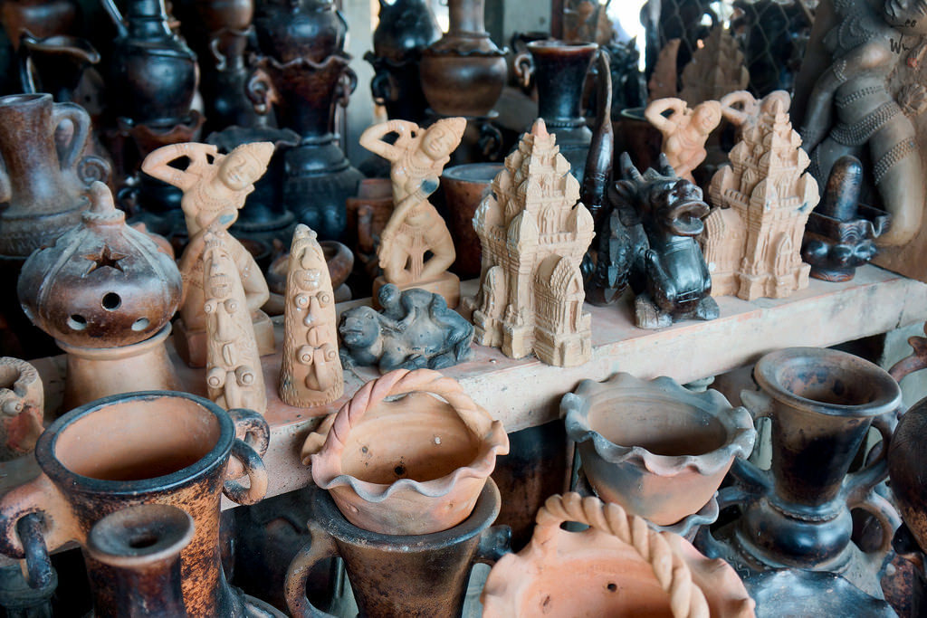 Về Làng gốm Bàu Trúc khám phá nghệ thuật làm gốm không cần bàn xoay 6