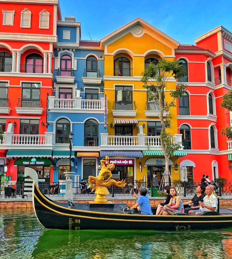 Venice Phú Quốc, không gian lãng mạn giữa lòng Grand World 2