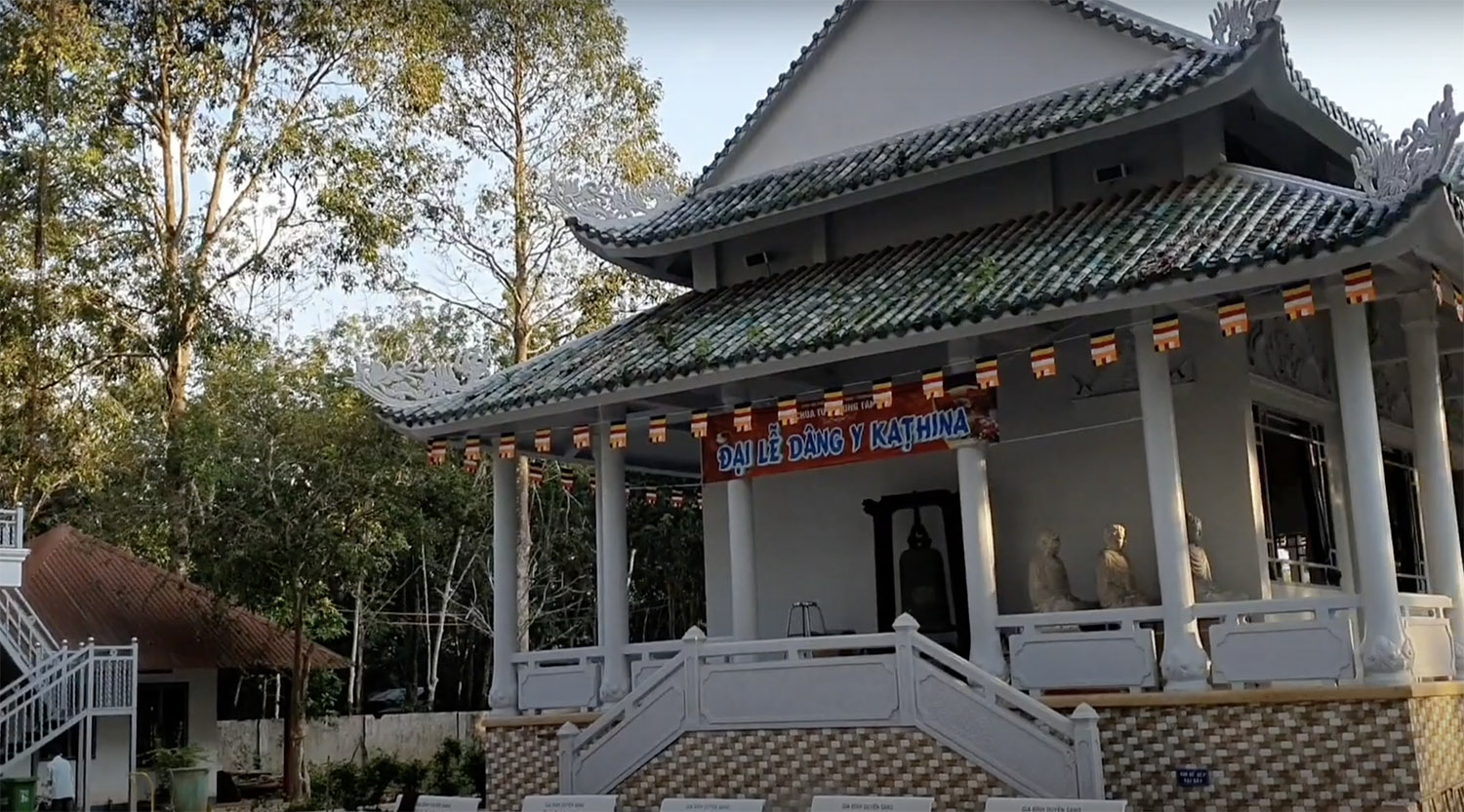 Viếng cảnh Chùa Tứ Phương Tăng, ngôi chùa độc đáo của Phật giáo Nguyên Thuỷ 8