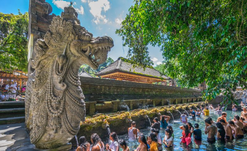 Viếng đền Tirta Empul với suối nước thánh linh thiêng nhất Bali 2