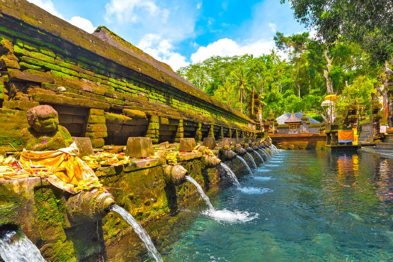 Viếng đền Tirta Empul với suối nước thánh linh thiêng nhất Bali 6