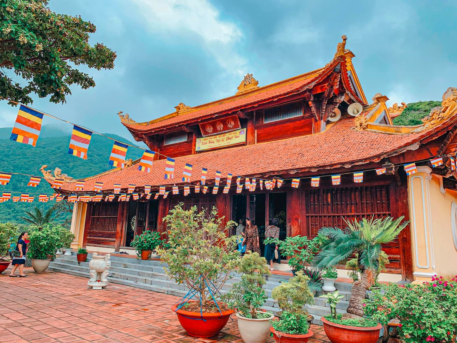 Viếng thăm Vân Sơn Tự (Chùa Núi Một) Côn Đảo, ngôi chùa đẹp nhất Việt Nam 2