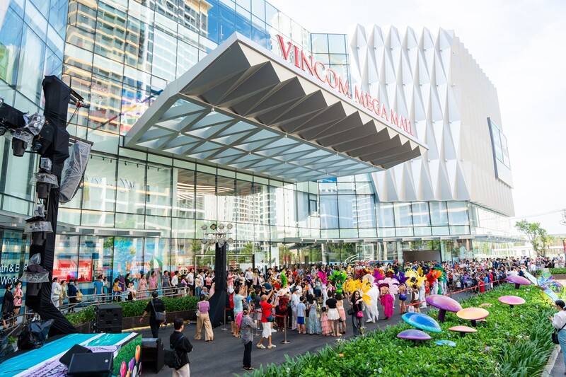 Dạo chơi một vòng Vincom Mega Mall Grand Park lớn nhất miền Nam 2