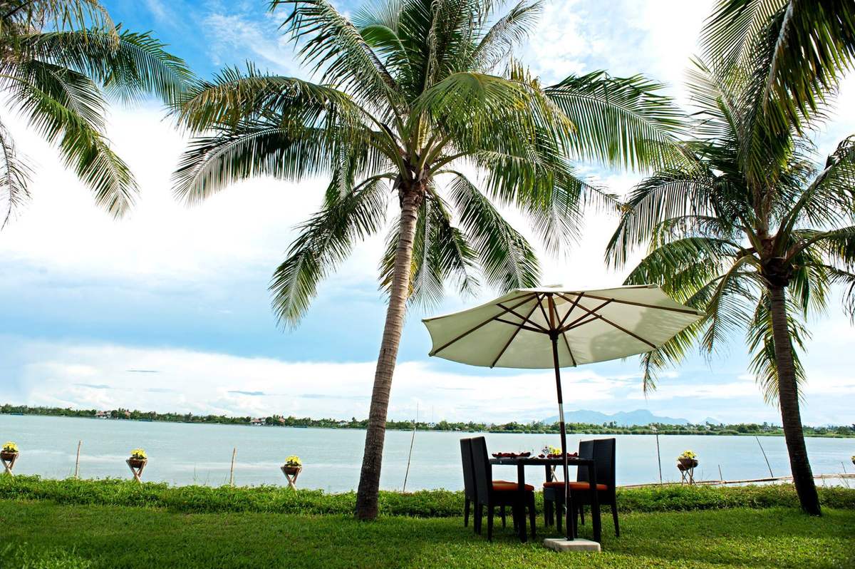 Vinh Hung Riverside Resort & Spa - Khách sạn 4 sao nằm bình yên bên bờ sông Thu Bồn 6