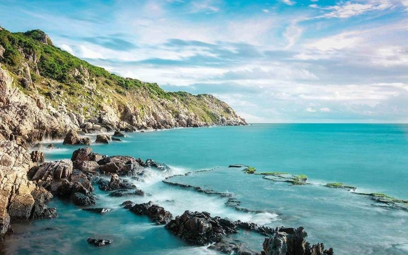 Khám phá vịnh Vĩnh Hy: Viên ngọc xanh hoang sơ ở Ninh Thuận 4