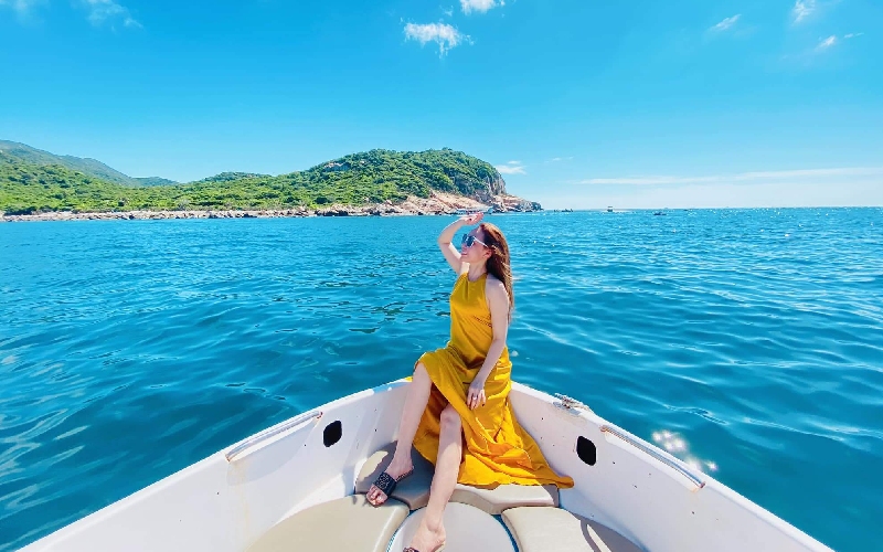 Khám phá vịnh Vĩnh Hy: Viên ngọc xanh hoang sơ ở Ninh Thuận 5