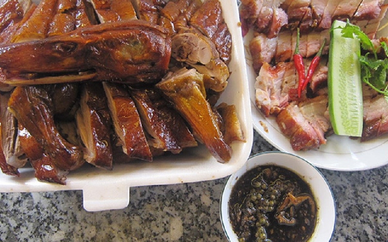 Top 15 quán vịt quay ngon, nổi tiếng ngay giữa lòng Sài Gòn 7