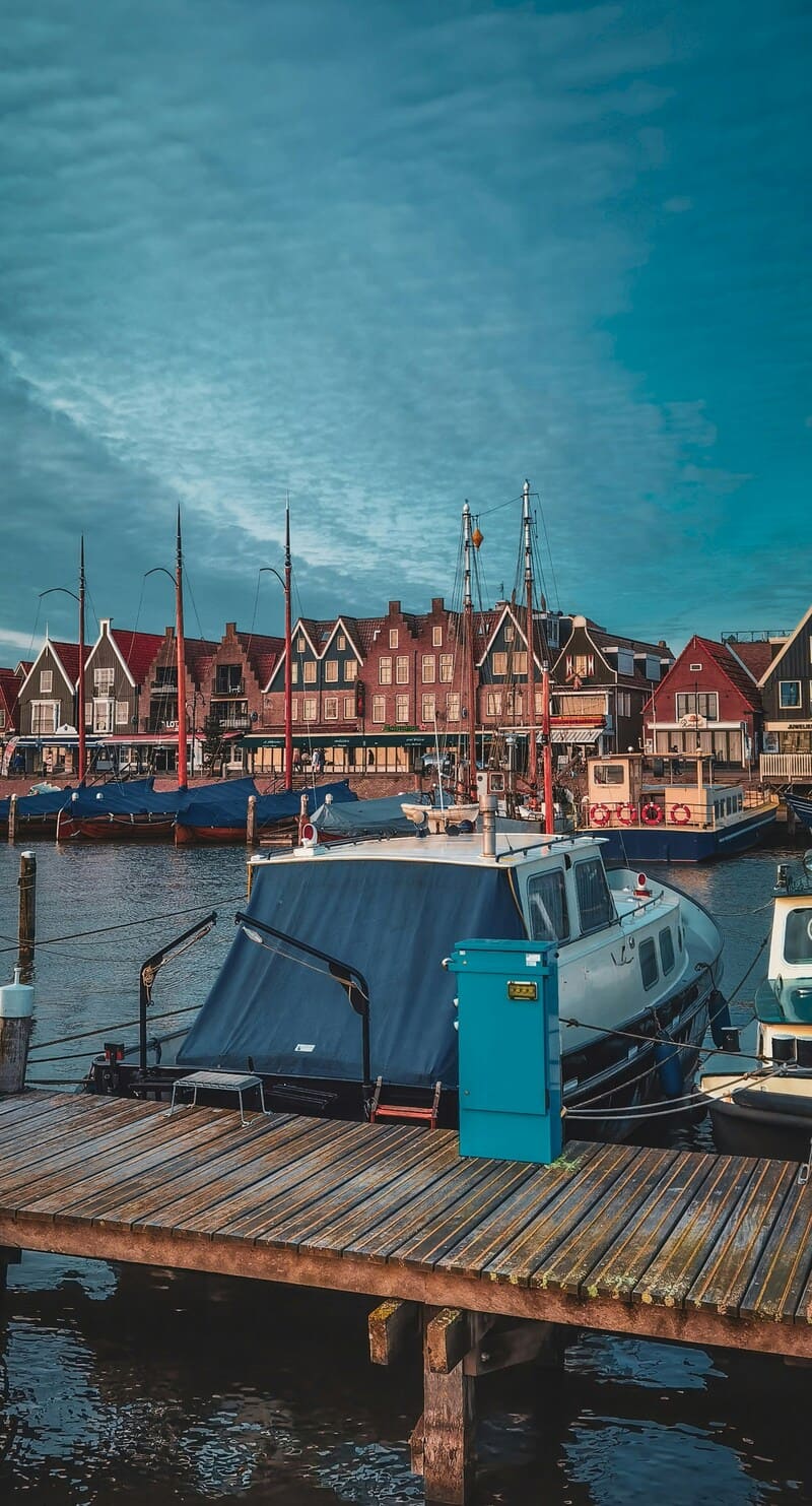 Làng chài Volendam, giao điểm của đất trời cùng biển khơi 3