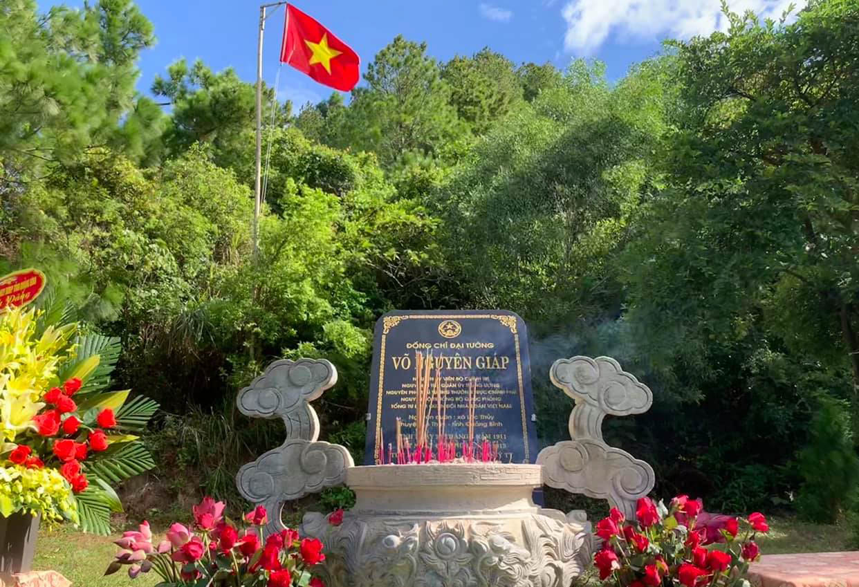 Vũng Chùa - Đảo Yến Quảng Bình, vùng đất yên bình khiến bao người mê đắm 5