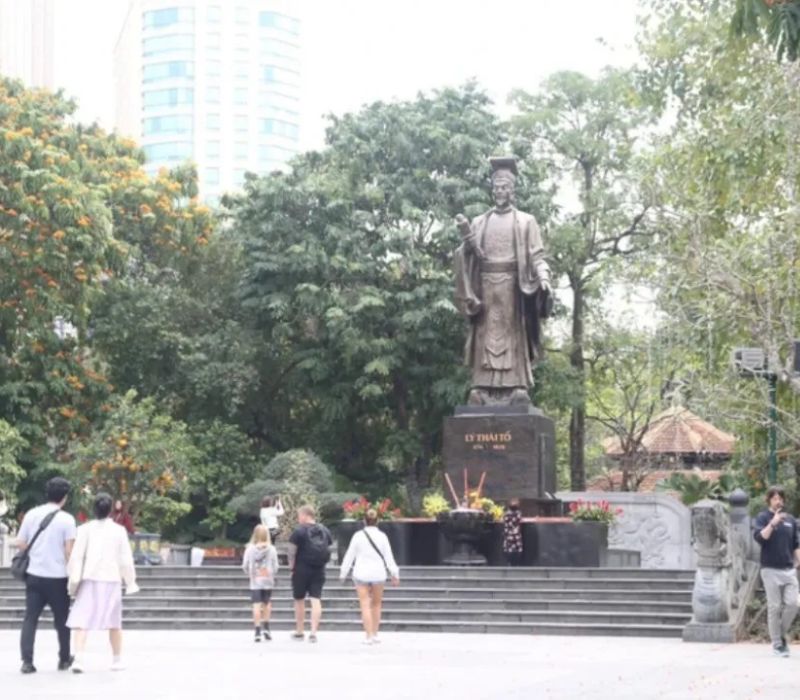 Vườn hoa Lý Thái Tổ: Điểm đến không thể bỏ qua giữa lòng Hà Nội 6