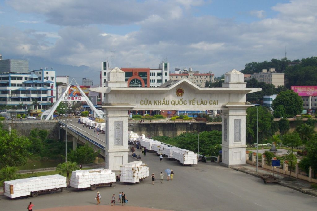 “Vượt biên” một ngày đi Hà Khẩu tự túc khám phá văn hóa nước láng giềng 3