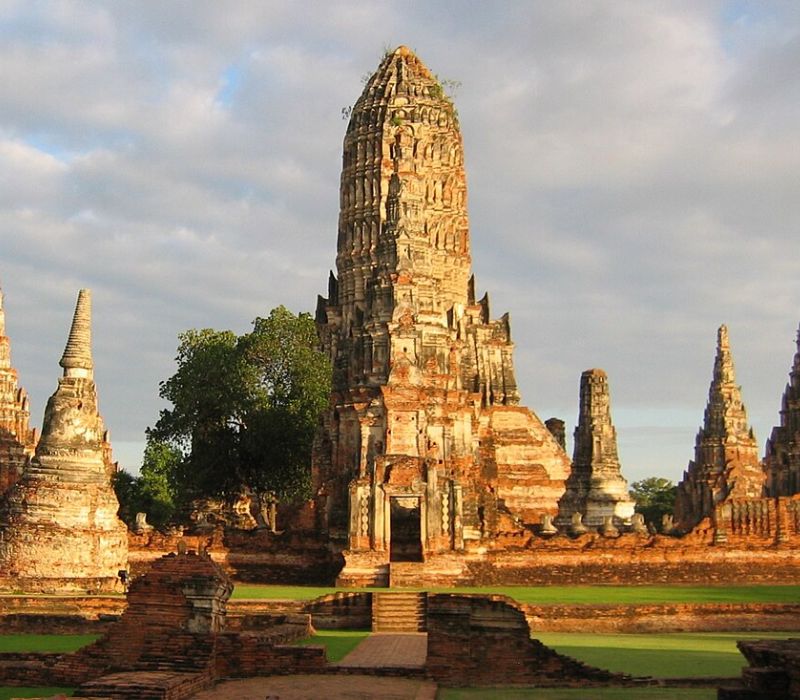 Wat Chaiwatthanaram cổ kính nép mình bên bờ Tây dòng Chao Phaya 3