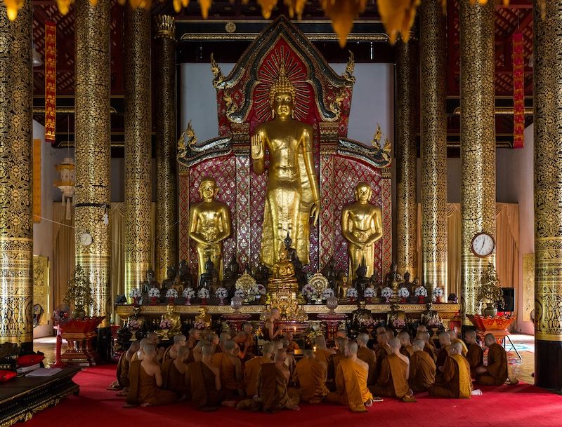 Wat Chedi Luang cổ kính và linh thiêng giữa lòng Chiang Mai 10