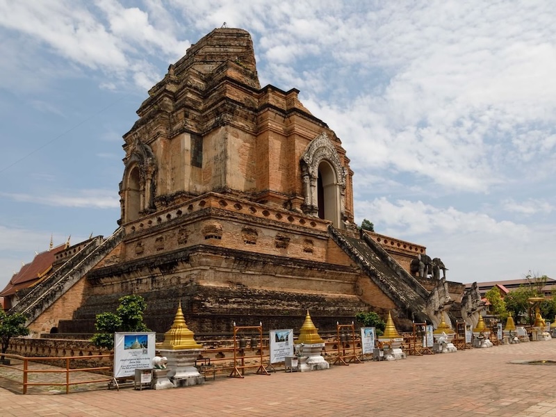 Wat Chedi Luang cổ kính và linh thiêng giữa lòng Chiang Mai 5