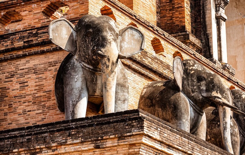 Wat Chedi Luang cổ kính và linh thiêng giữa lòng Chiang Mai 6