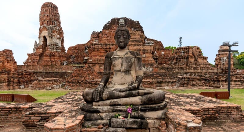 Theo dòng lịch sử khám phá Wat Mahathat tại Ayutthaya 2