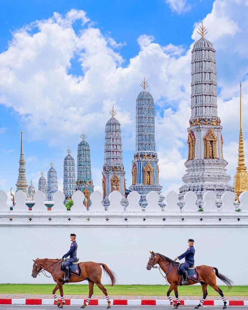 Ghé thăm Wat Phra Kaew để chiêm ngưỡng quốc bảo Thái Lan 7