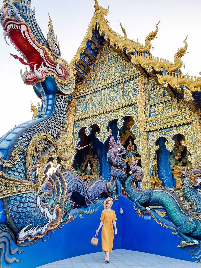 Wat Rong Suea Ten, chùa Xanh rực rỡ một góc trời Chiang Rai 6