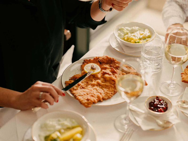 Wiener Schnitzel: Niềm tự hào ẩm thực của người Vienna Áo 4