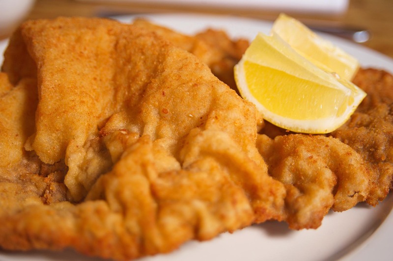 Wiener Schnitzel: Niềm tự hào ẩm thực của người Vienna Áo 9