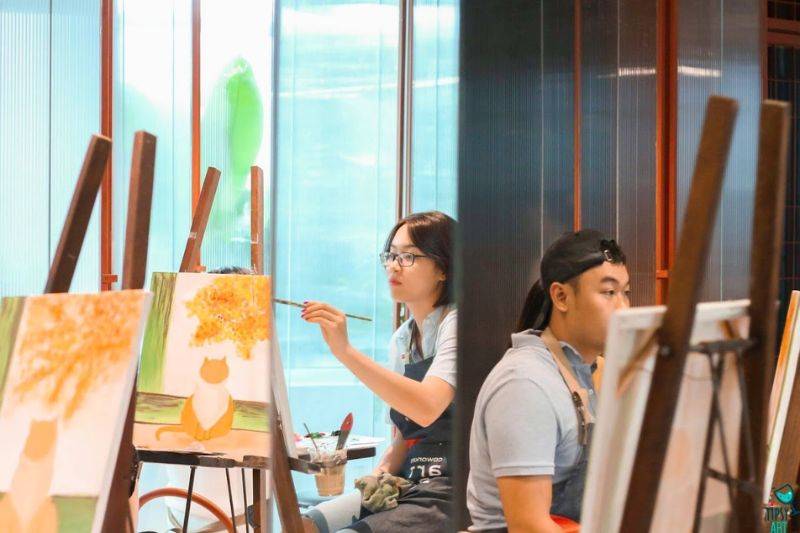 Top 9 workshop vẽ tranh nghệ thuật thư giãn tại Sài Gòn 3
