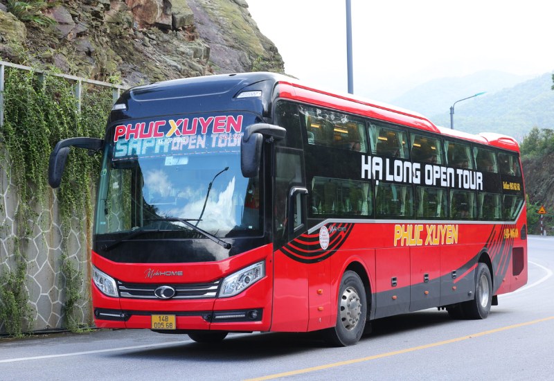 Nhà xe Phúc Xuyên: Dòng xe Limousine chất lượng hiện đại 4