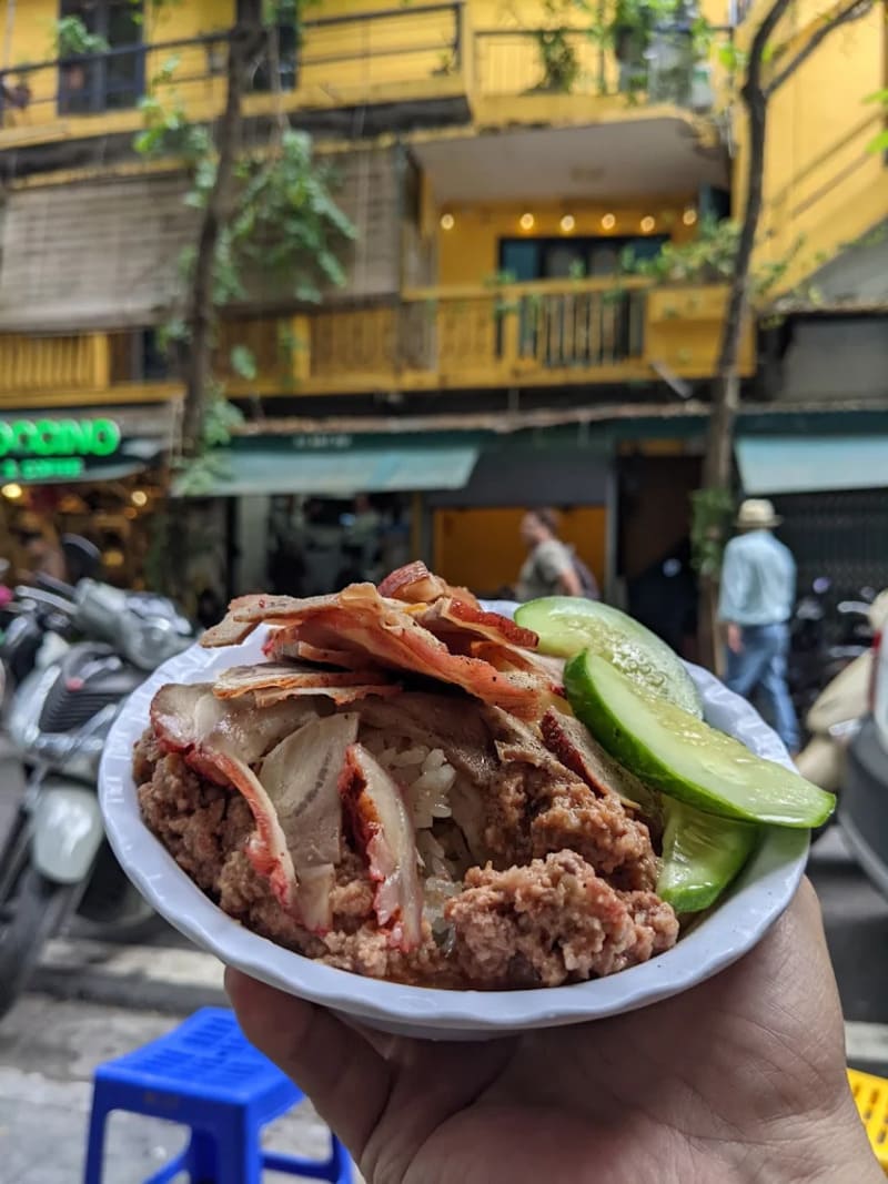 Xôi 74 Bát Sứ: Quán xôi ngon 40 năm giữa lòng phố cổ Hà Nội 6