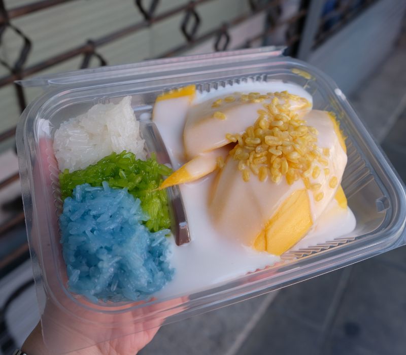 Review xôi xoài Mae Varee Bangkok nổi tiếng 40 năm 6
