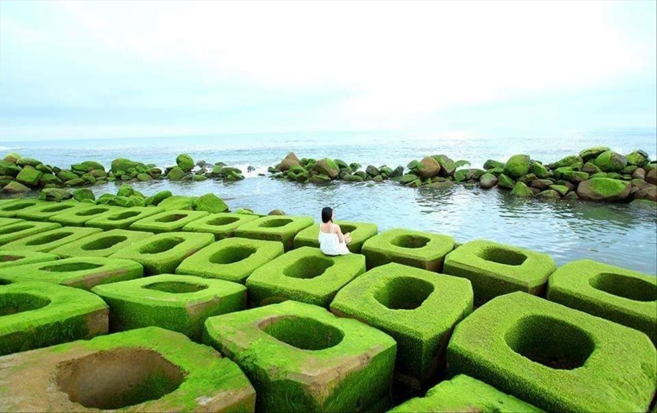 Xóm Rớ - Bãi đá rêu xanh độc đáo nhất tại Phú Yên 6