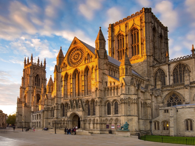 York Minster, hành trình khám phá kỳ quan Trung Cổ tại Anh 12