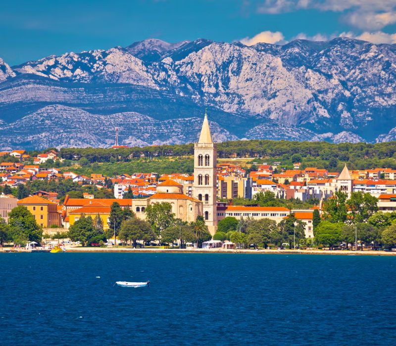 Du lịch Zadar Croatia, khám phá di sản và hoàng hôn ven biển Adriatic 2
