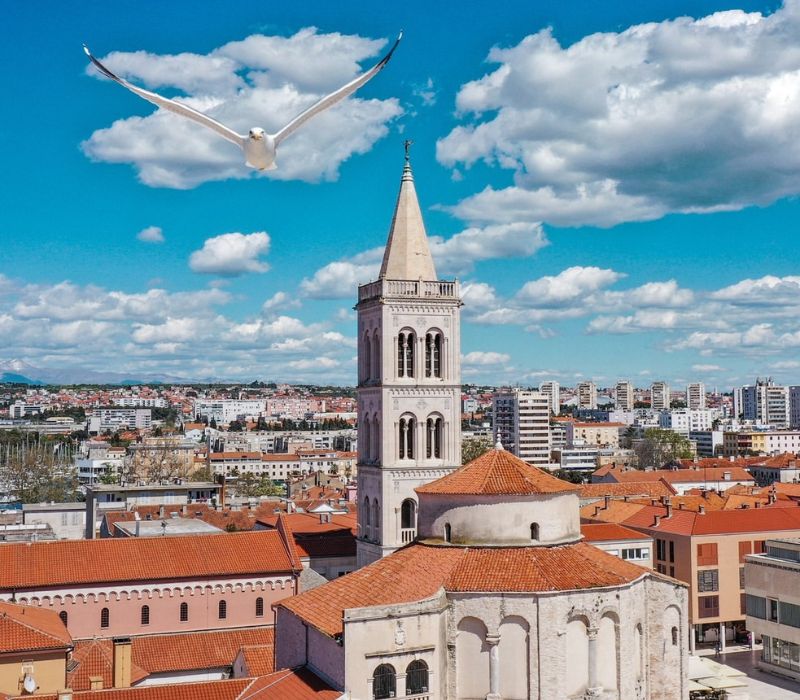 Du lịch Zadar Croatia, khám phá di sản và hoàng hôn ven biển Adriatic 4