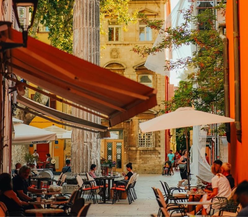 Du lịch Zadar Croatia, khám phá di sản và hoàng hôn ven biển Adriatic 6