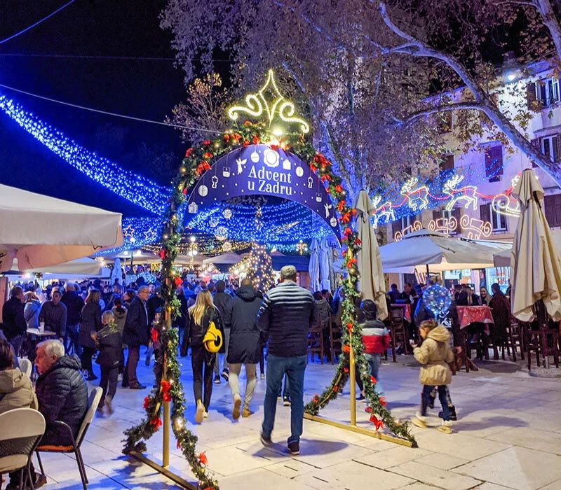Du lịch Zadar Croatia, khám phá di sản và hoàng hôn ven biển Adriatic 7