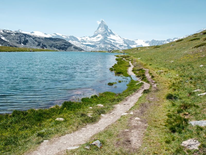 Khám phá ngôi làng Zermatt cổ kính dưới chân núi Matterhorn 6