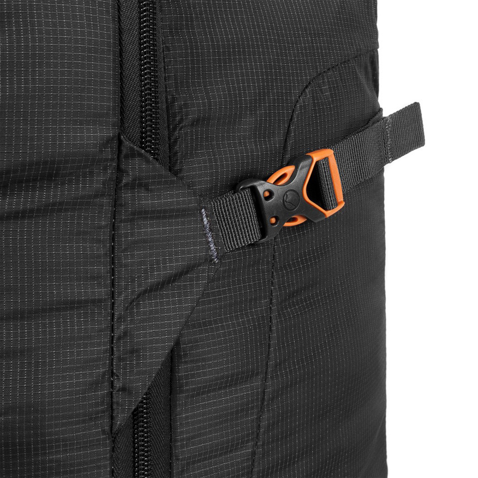 lowe-alpine-lightflight-stuff-it-m-black10