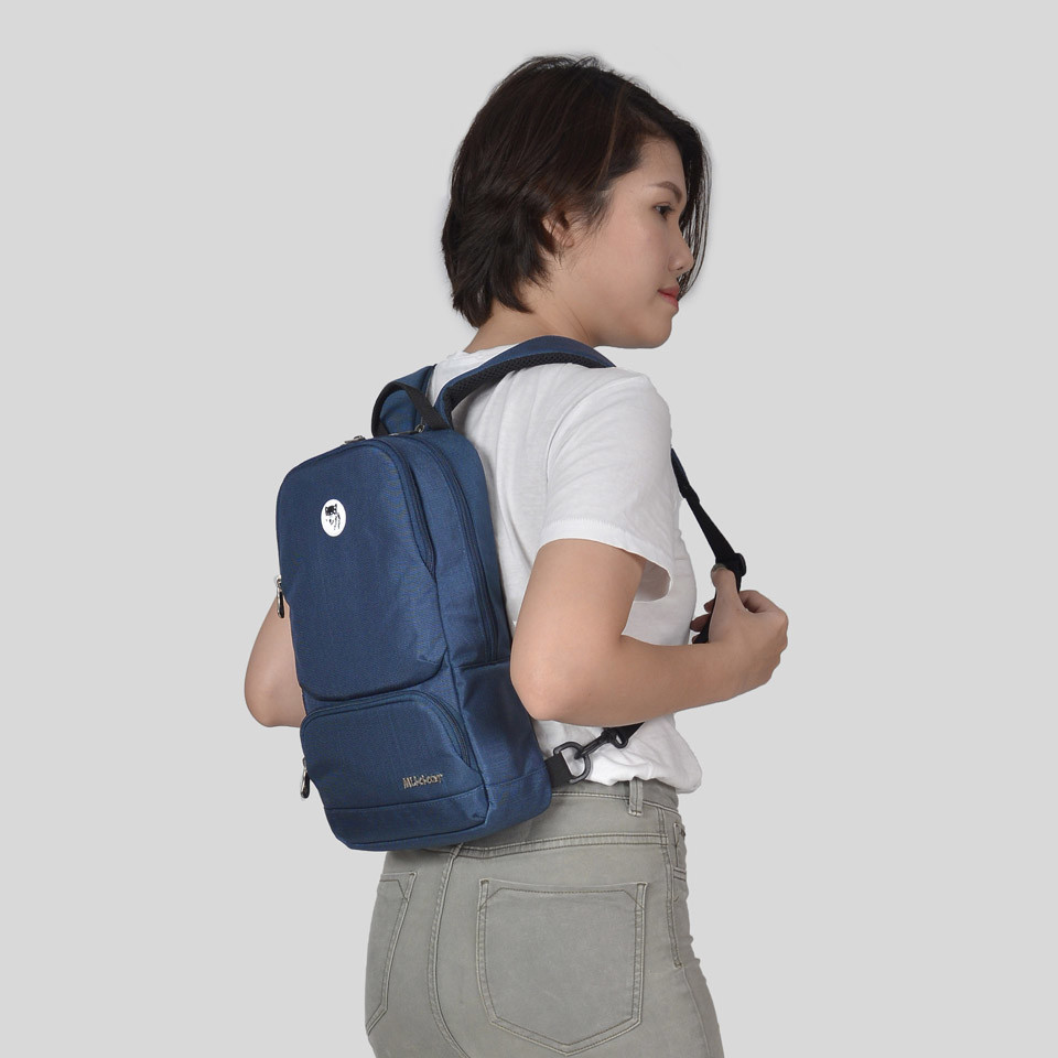 mikkor-the-betty-slingpack-m-navy8