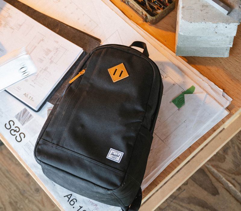 10 mẫu balo siêu bền, chống thấm và giữ form đáng mua