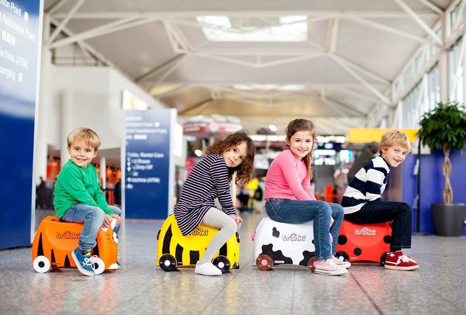 Top 3 vali trẻ em siêu bền tại MIA.vn 2
