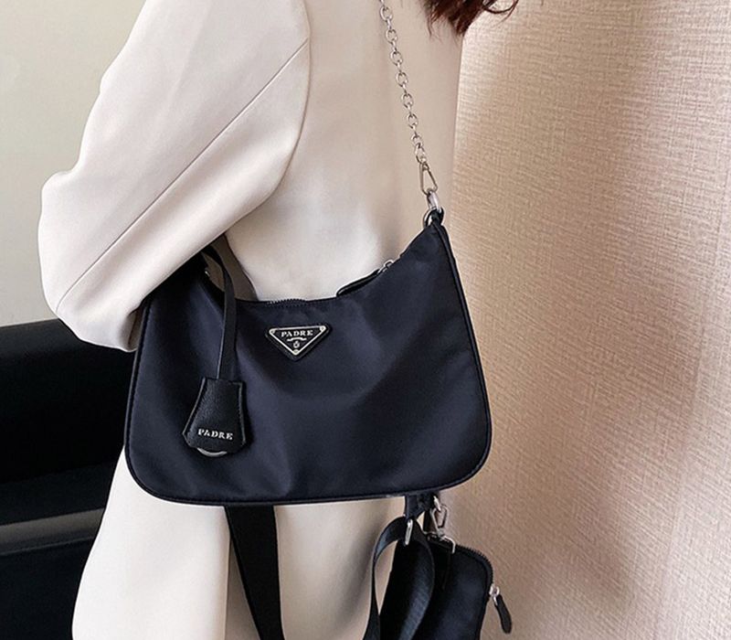 6 mẫu túi đeo chéo nữ nhỏ gọn, đẹp và đáng mua nhất hiện nay