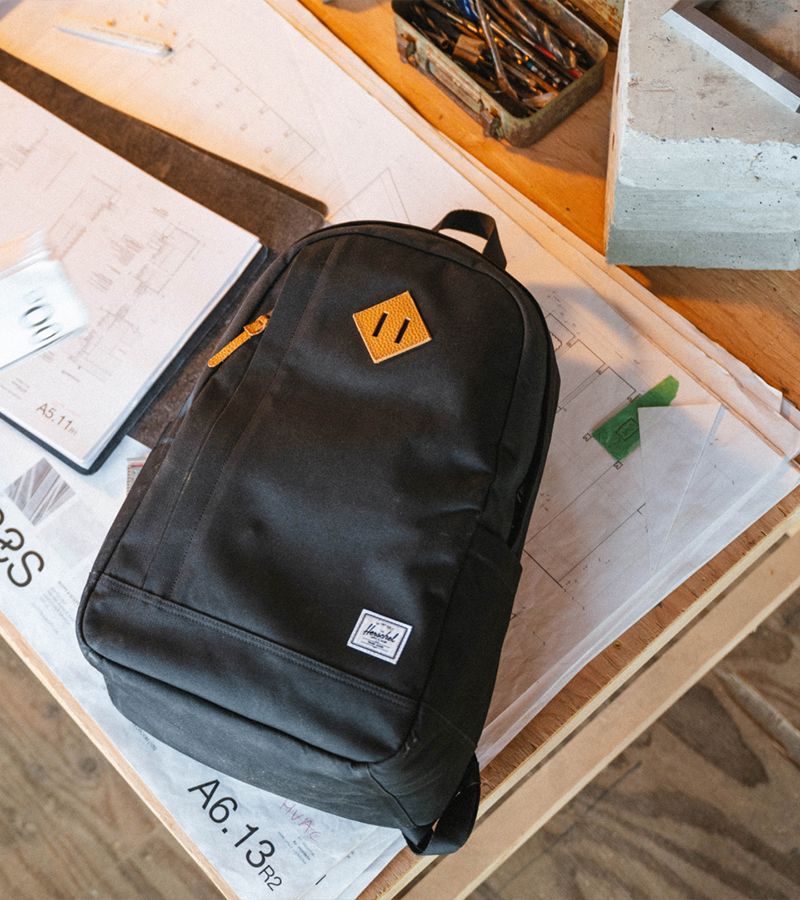 Top 10 ba lô chất, thiết kế đẹp và đáng mua nhất hiện nay 4