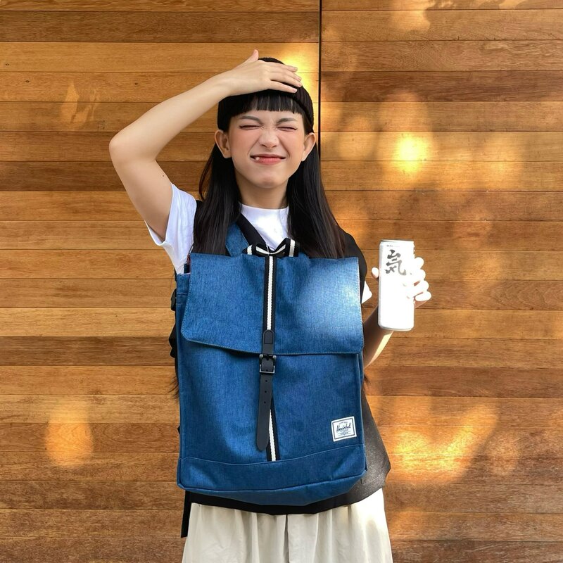 Ba lô dây rút Herschel: Sự kết hợp giữa phong cách retro và tiện ích hiện đại 8