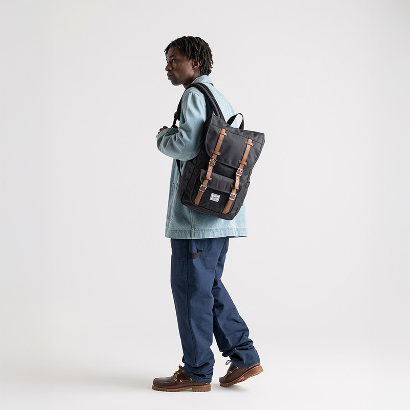 Top 9 mẫu ba lô du lịch nam cao cấp, chính hãng 3