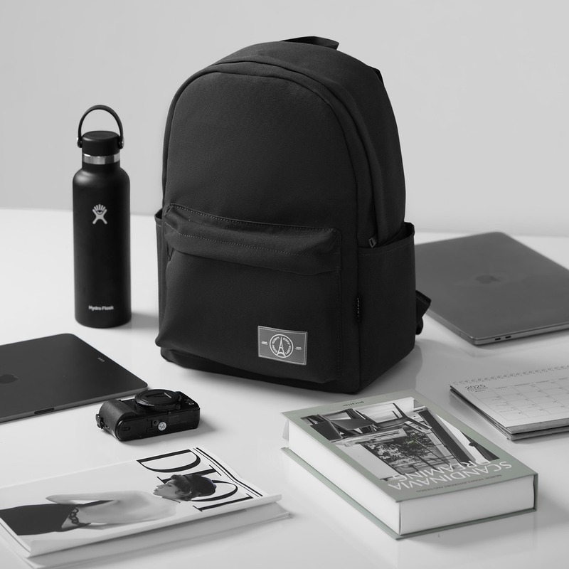 8 mẫu balo basic, tuyên ngôn của sự tối giản và tính ứng dụng cao 2