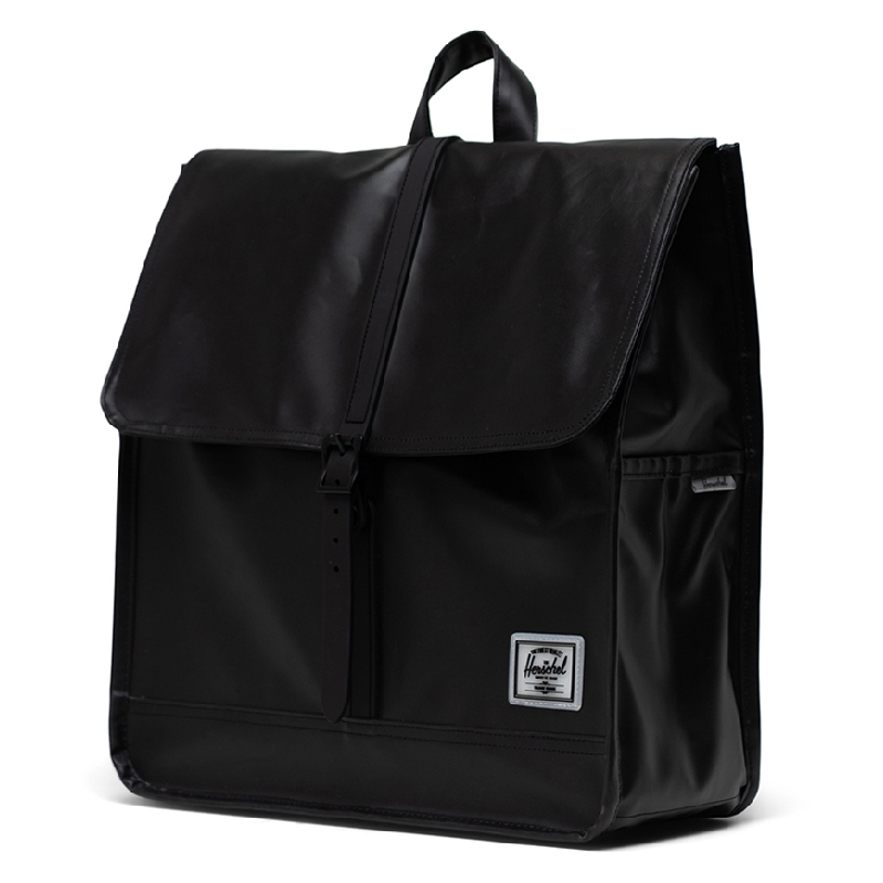 Top 9 balo đen nữ cá tính, thời trang nhiều bạn gái ưa chuộng 4