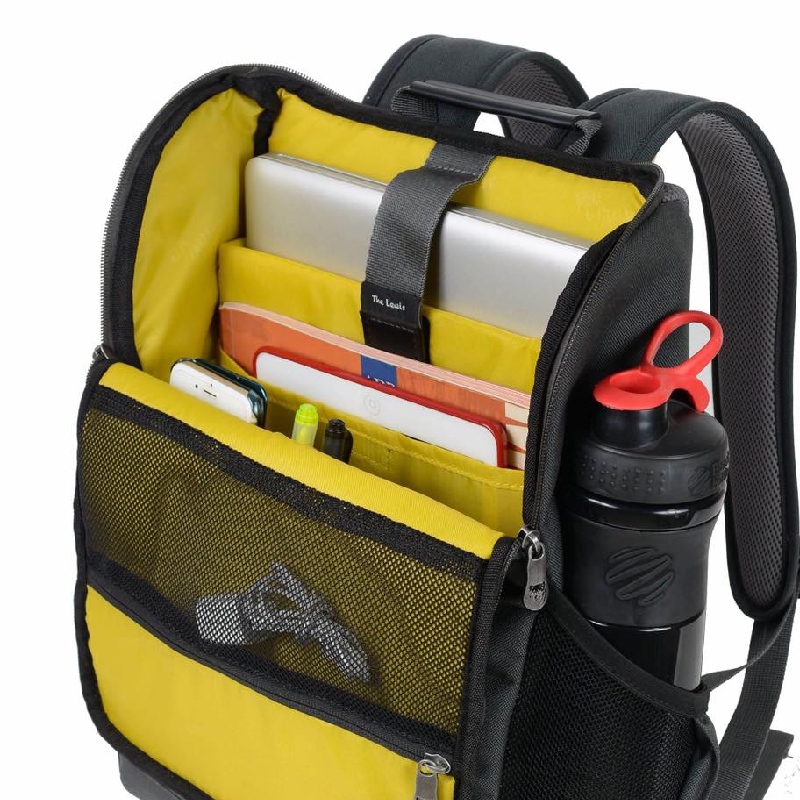 Trải nghiệm thực tế balo đẹp đi học Mikkor The Levi Backpack 4