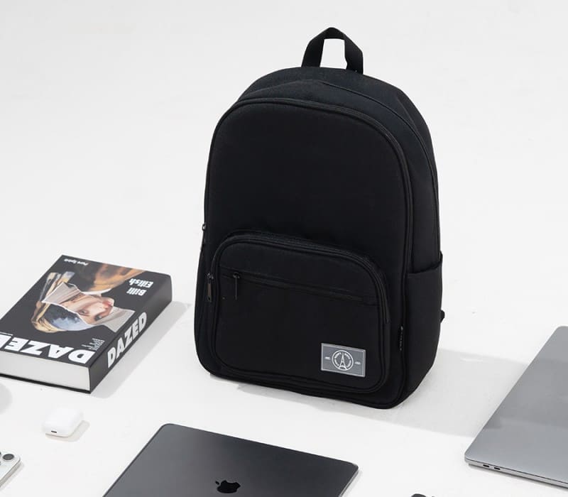 Balo đi chơi thời trang: Bí quyết chọn lựa nâng tầm phong cách