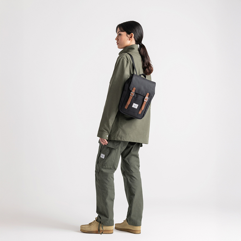 Top 7 mẫu balo đựng iPad thời thượng, chống sốc tốt 2