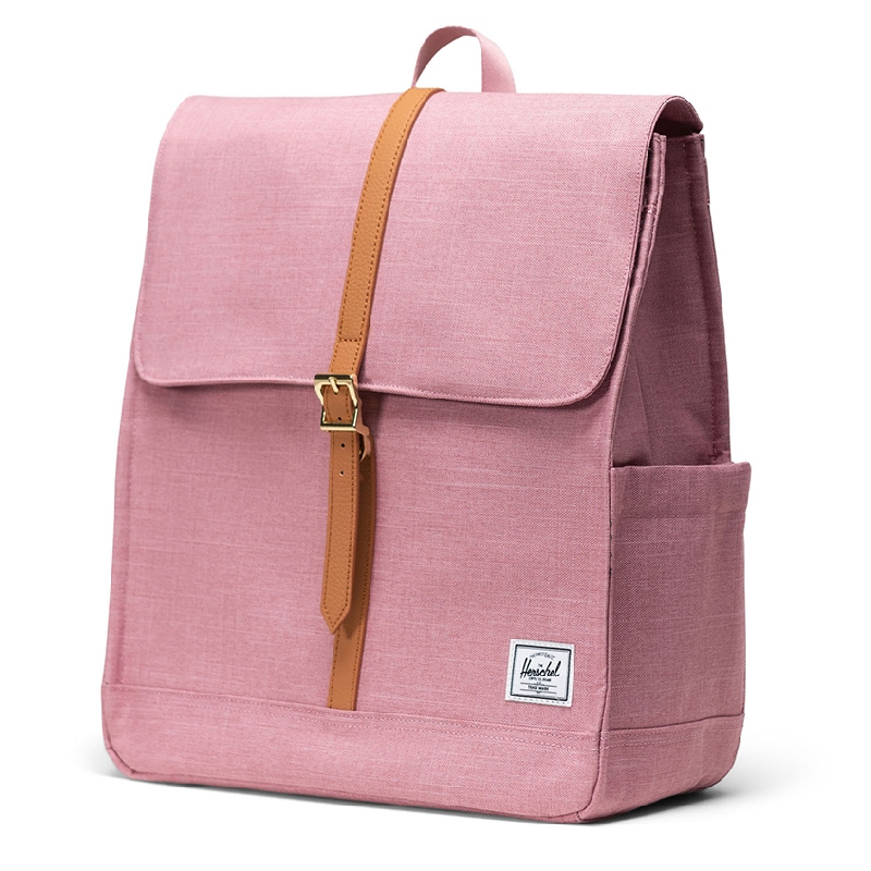 Gọi tên những chiếc balo màu hồng thu hút phái đẹp từ cái nhìn đầu tiên 4